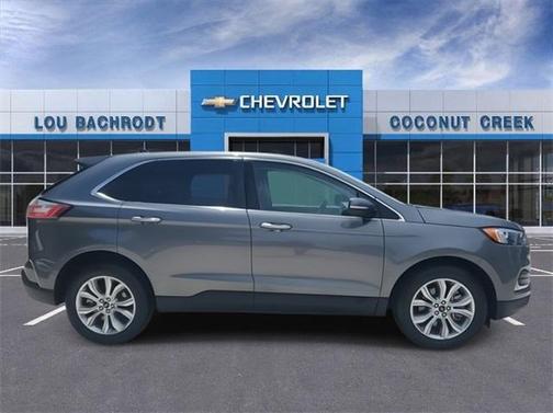 2024 Ford Edge Titanium