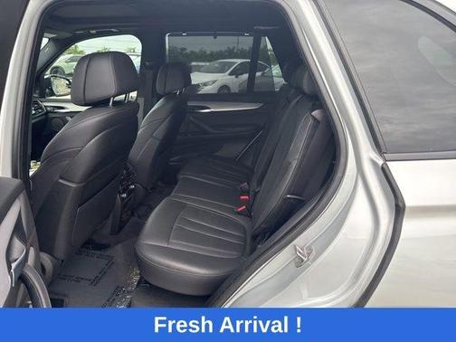 Glacier Silver Metallic 2018 BMW X5 xDrive50i