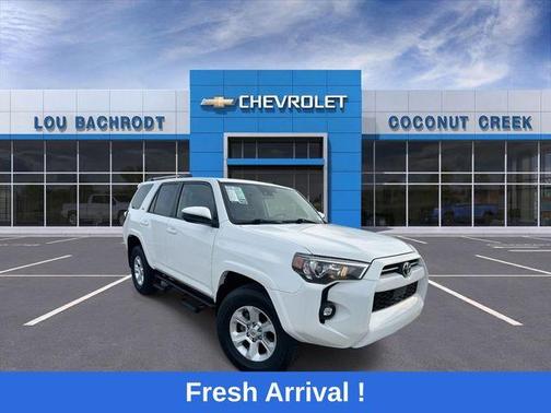 Ice 2023 Toyota 4Runner SR5
