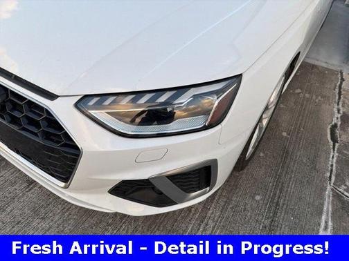 2022 Audi A4 45 S line Prestige