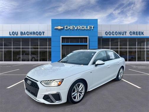 2022 Audi A4 45 S line Prestige