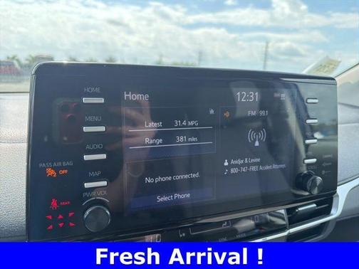 2024 Toyota Sienna LE