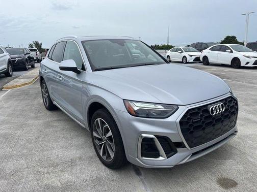 2023 Audi Q5 45 S line Premium Plus