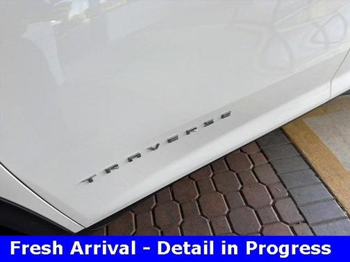 2024 Chevrolet Traverse LT