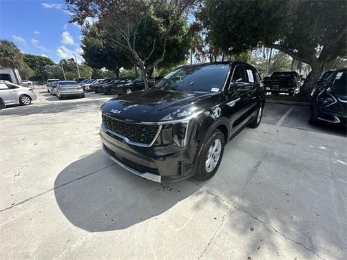 2024 Kia Sorento LX