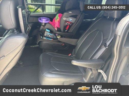2021 Chrysler Pacifica Touring-L