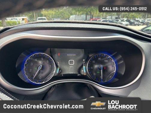 2021 Chrysler Pacifica Touring-L