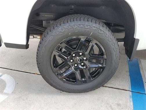 2025 Chevrolet Silverado 1500 Custom Trail Boss