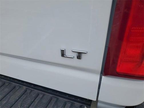 2025 Chevrolet Silverado 3500 LT