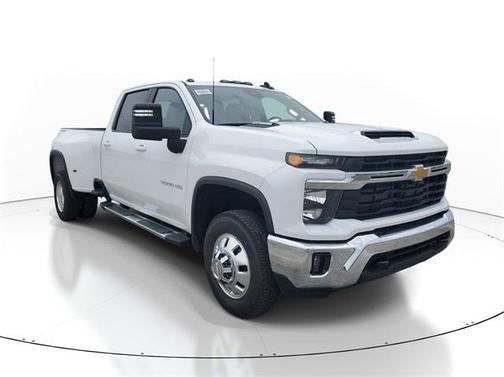 2025 Chevrolet Silverado 3500 LT