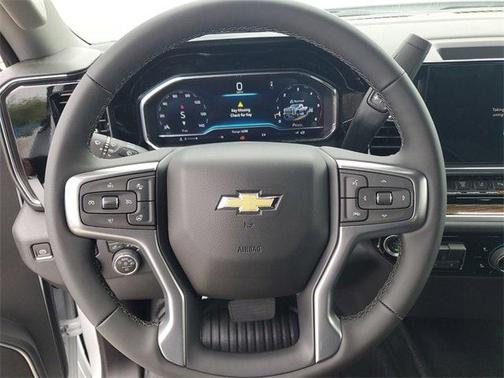 2025 Chevrolet Silverado 3500 LT