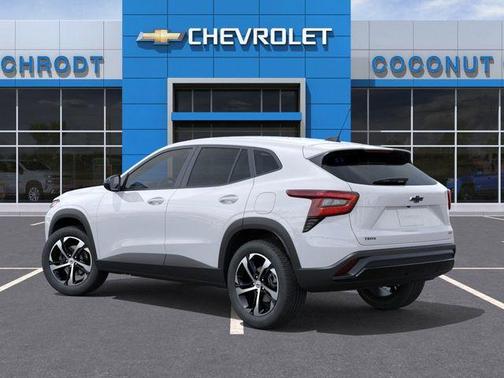 Summit White 2026 Chevrolet Trax 1RS