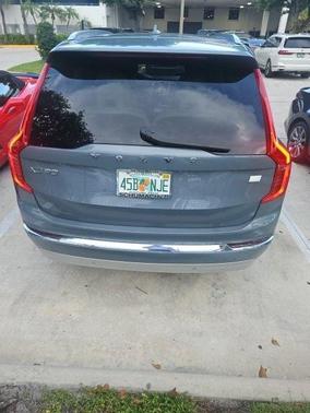 2022 Volvo XC90 Recharge Plug-In Hybrid T8 Inscription Extended Range 6P