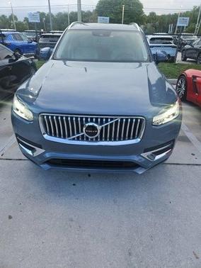 2022 Volvo XC90 Recharge Plug-In Hybrid T8 Inscription Extended Range 6P
