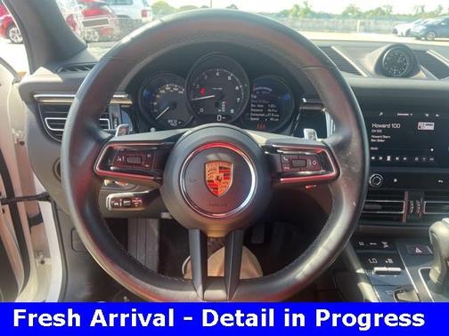 2024 Porsche Macan T