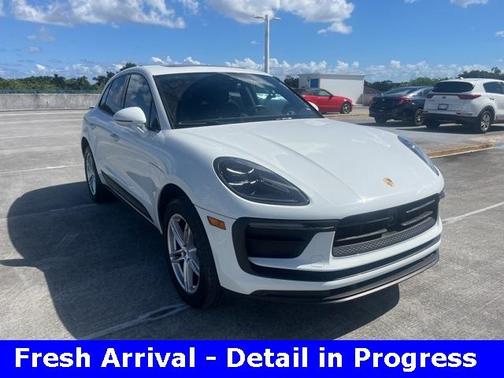 2024 Porsche Macan T