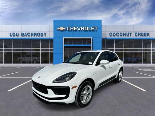 2024 Porsche Macan T