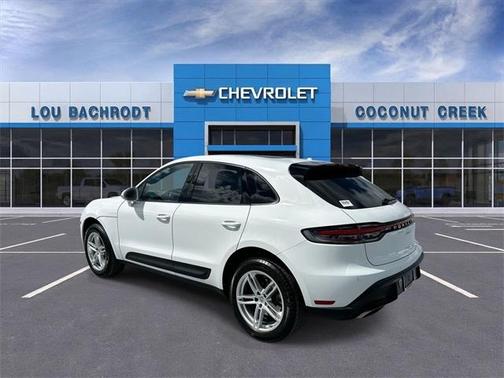 2024 Porsche Macan T