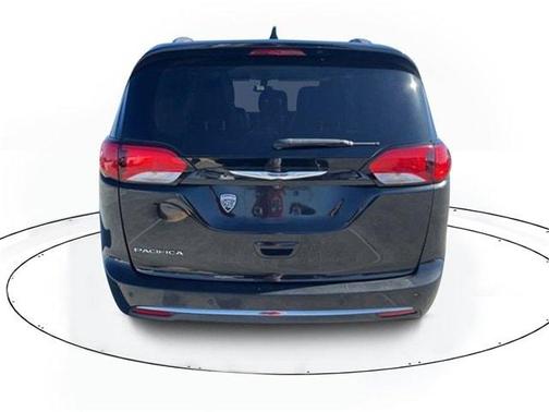2020 Chrysler Pacifica Touring-L