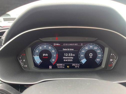 2023 Audi Q3 45 S line Premium