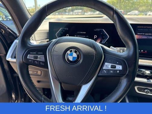Black Sapphire Metallic 2024 BMW X5 sDrive40i