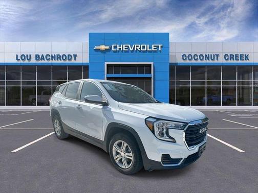 Summit White 2024 GMC Terrain SLE