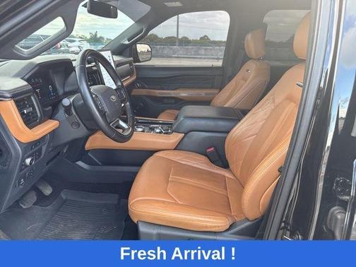 Black Metallic 2022 Ford Expedition Platinum