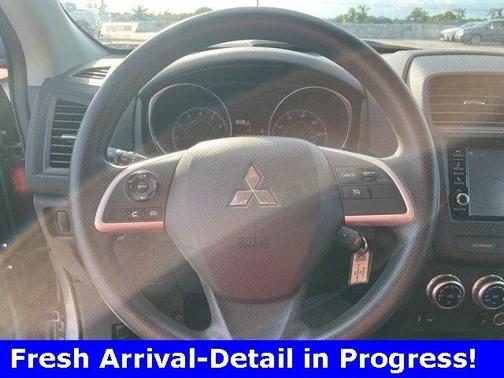 2023 Mitsubishi Outlander Sport 2.0 ES