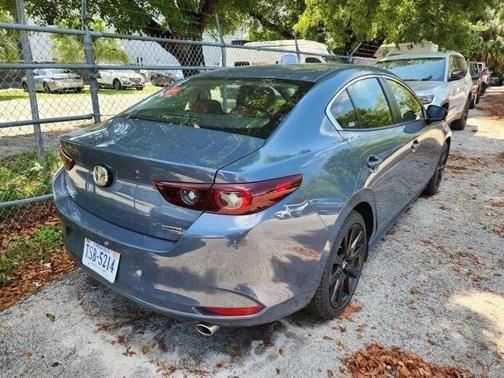 2023 Mazda Mazda3 2.5 S Carbon Edition