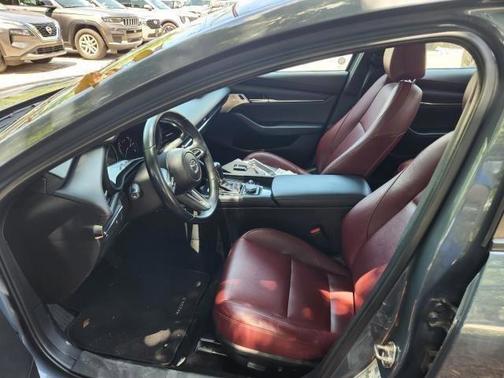 2023 Mazda Mazda3 2.5 S Carbon Edition
