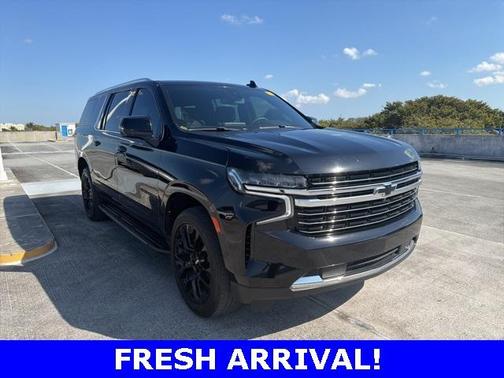 2022 Chevrolet Suburban LT