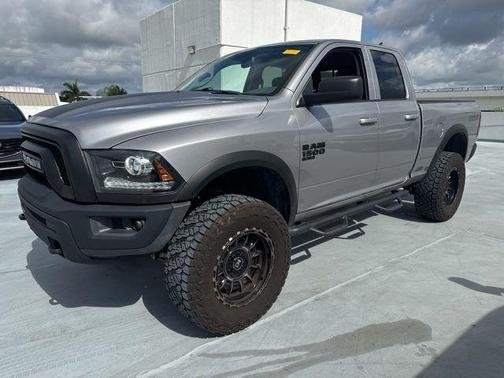 Billet Silver Metallic Clearcoat 2019 RAM 1500 Classic Warlock