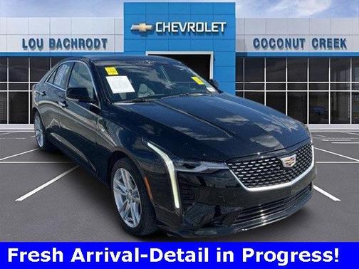 2022 Cadillac CT4 Luxury