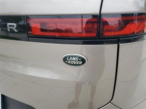2023 Land Rover Range Rover Sport SE