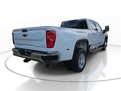 2025 Chevrolet Silverado 3500 LTZ