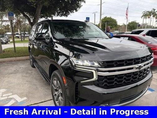 2024 Chevrolet Suburban LS