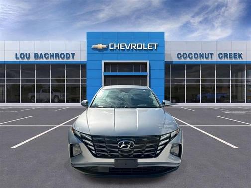 2024 Hyundai TUCSON SE