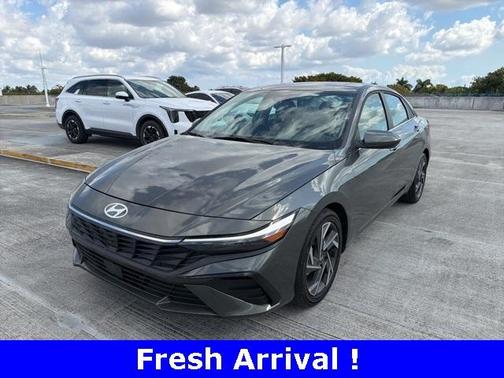 2025 Hyundai ELANTRA SEL Convenience