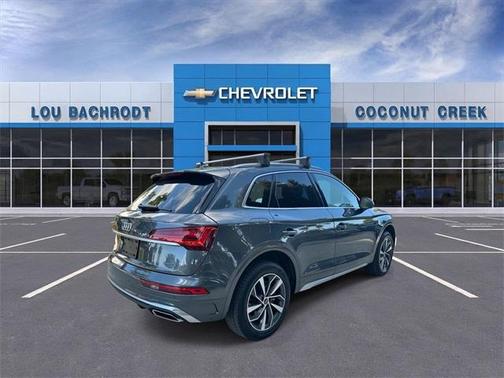 2024 Audi Q5 45 S line quattro Premium