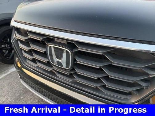 2023 Honda Pilot EX-L 8-Passenger