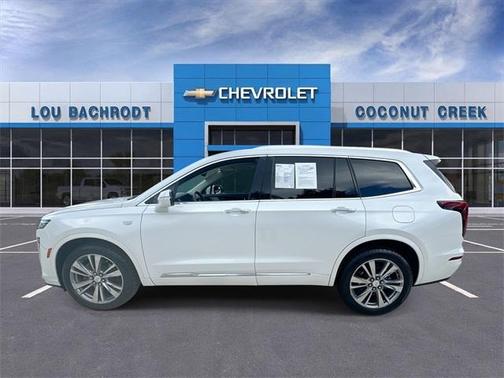 2022 Cadillac XT6 Premium Luxury AWD