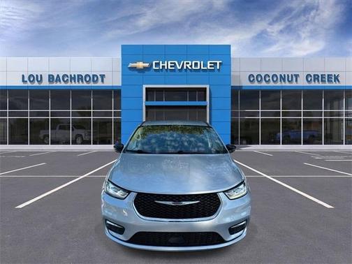 2024 Chrysler Pacifica Touring-L