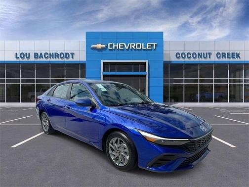 2024 Hyundai ELANTRA SEL