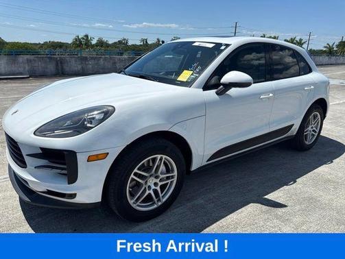 White 2020 Porsche Macan Base