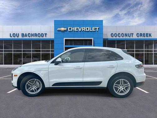 White 2020 Porsche Macan Base