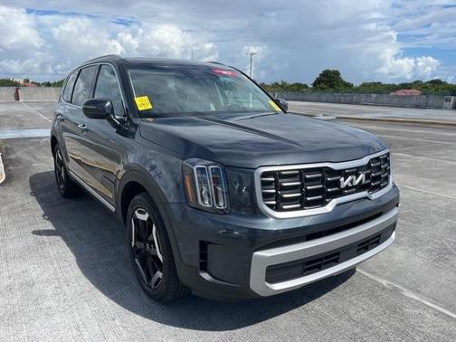 2023 Kia Telluride S