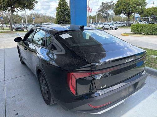 2025 Kia K4 