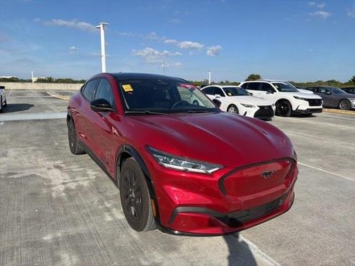 2022 Ford Mustang Mach-E California Route 1