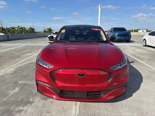 2022 Ford Mustang Mach-E California Route 1