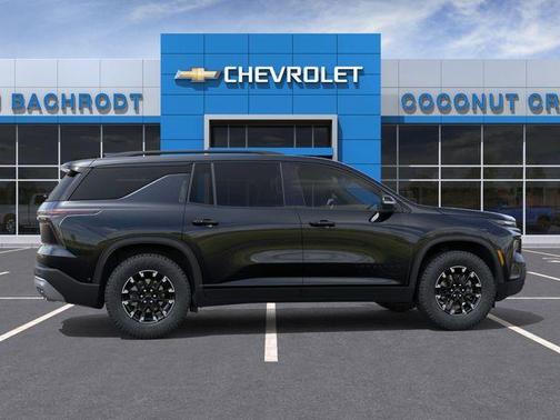 Black 2026 Chevrolet Traverse Z71